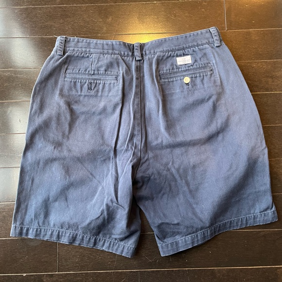 Men’s Vineyard Vines Shorts - Picture 3 of 3
